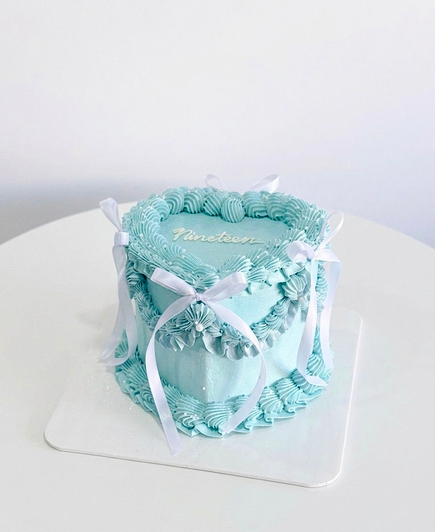 Pretty Blue Heart Vintage Cake Sydney