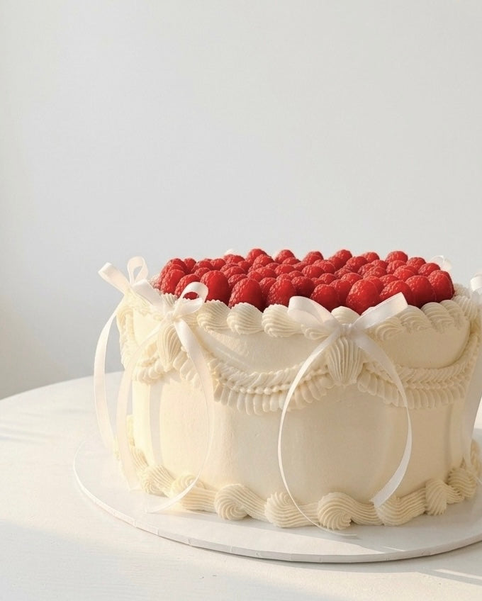 Raspberry Round Vintage Cake Sydney