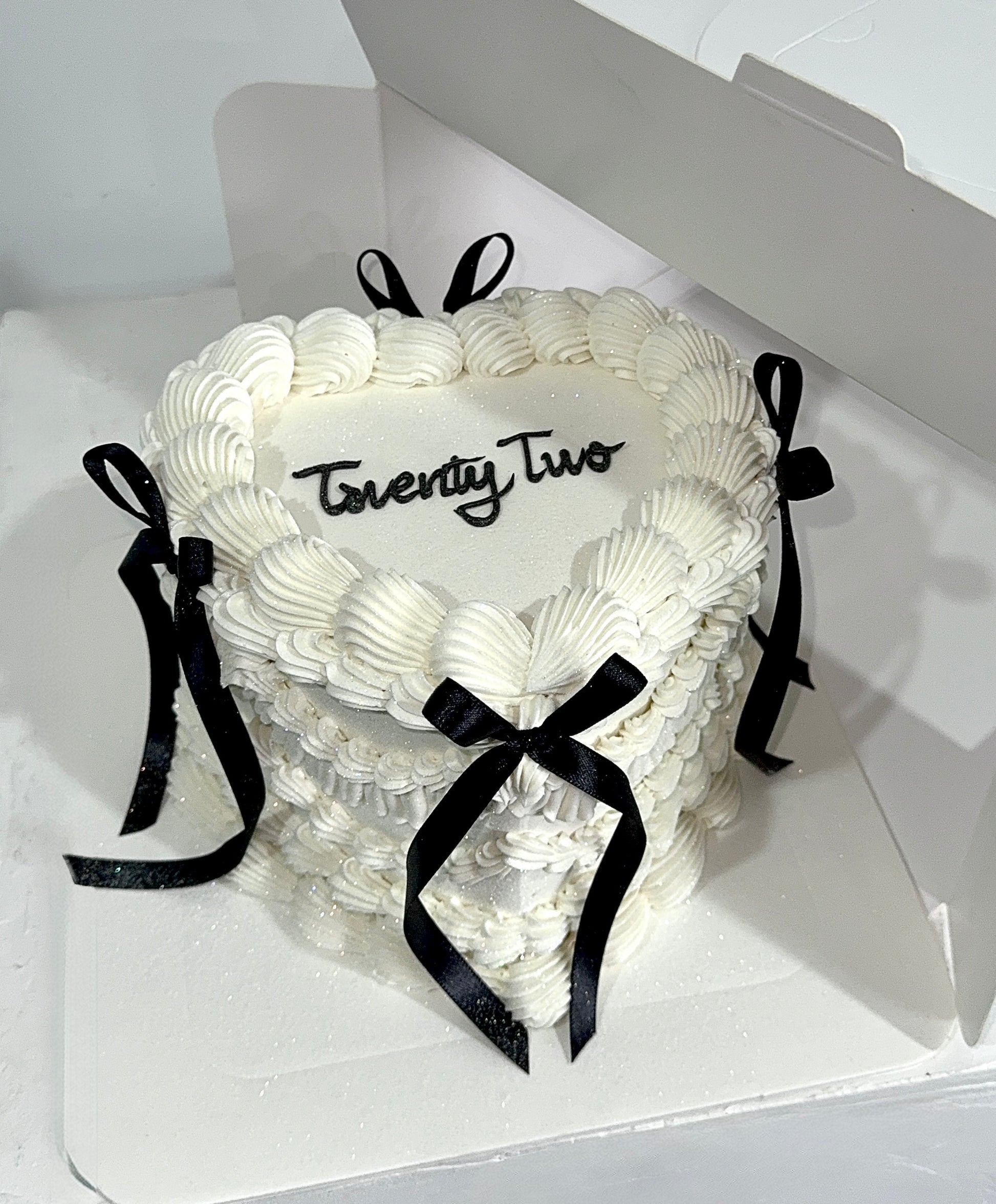 Little Fancy White Heart Shaped Vintage Cake Sydney