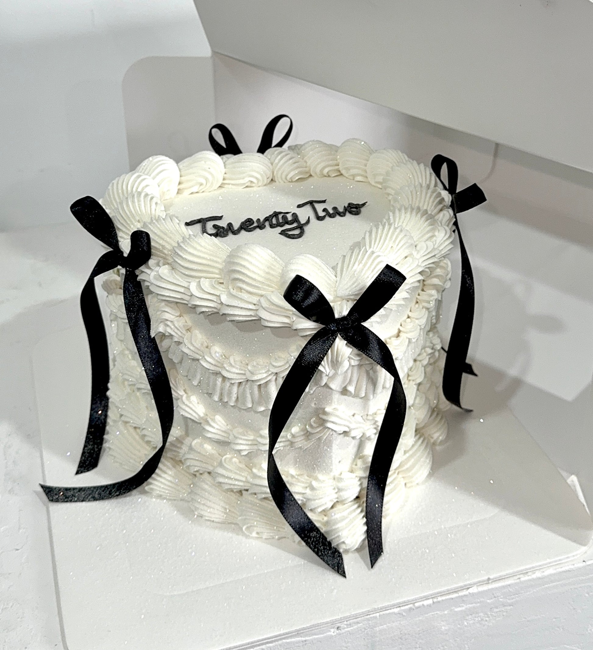 Little Fancy White Heart Shaped Vintage Cake Sydney