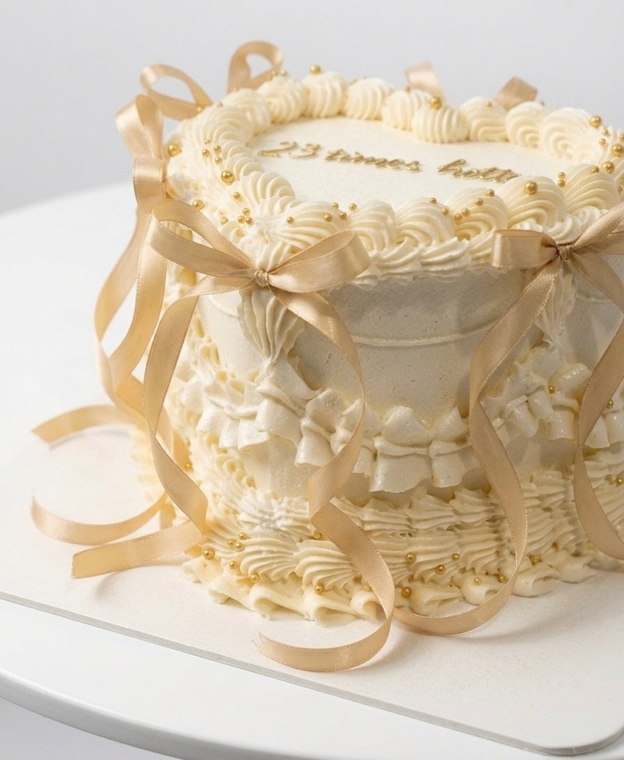 Sydney Vintage Heart Cake