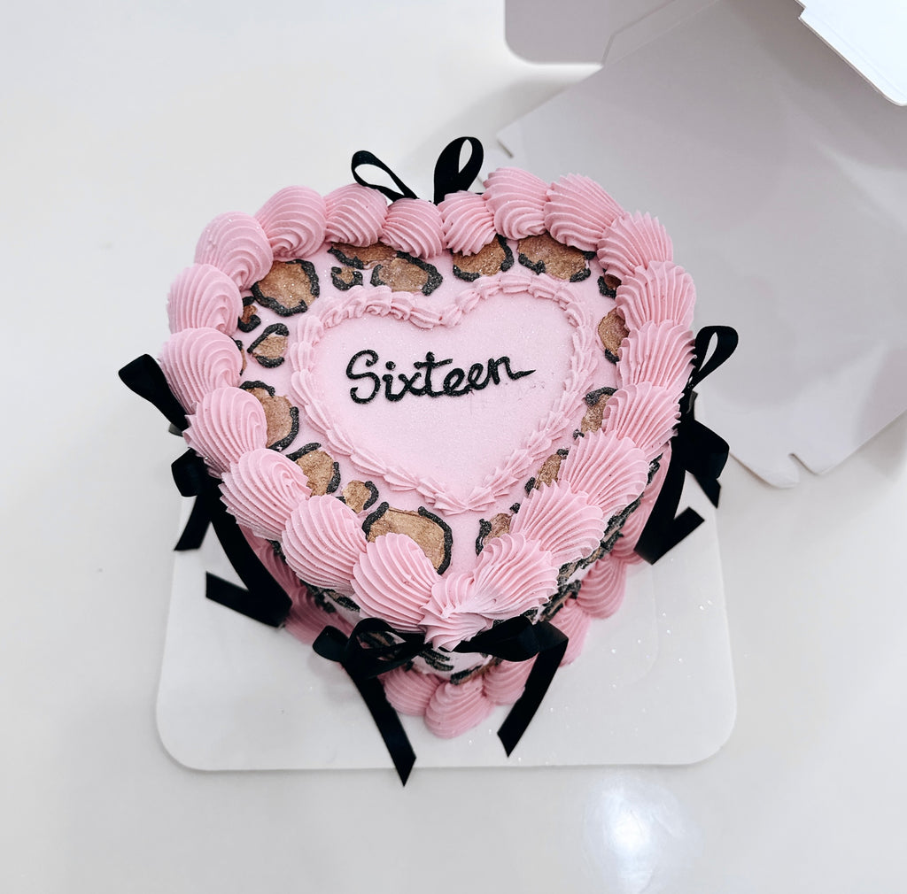 Leopard Hand-piped Vintage Cake Sydney