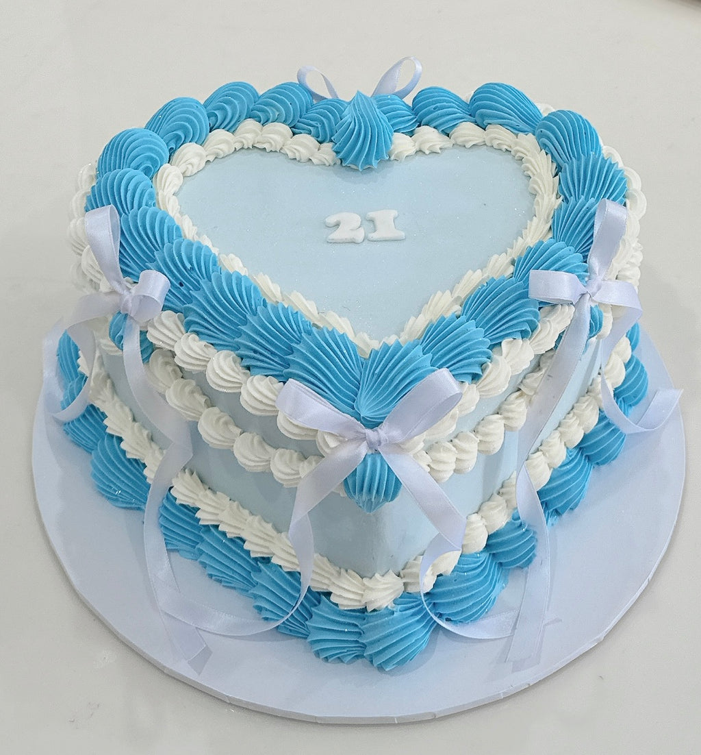 Blue and White Vintage Cake Sydney