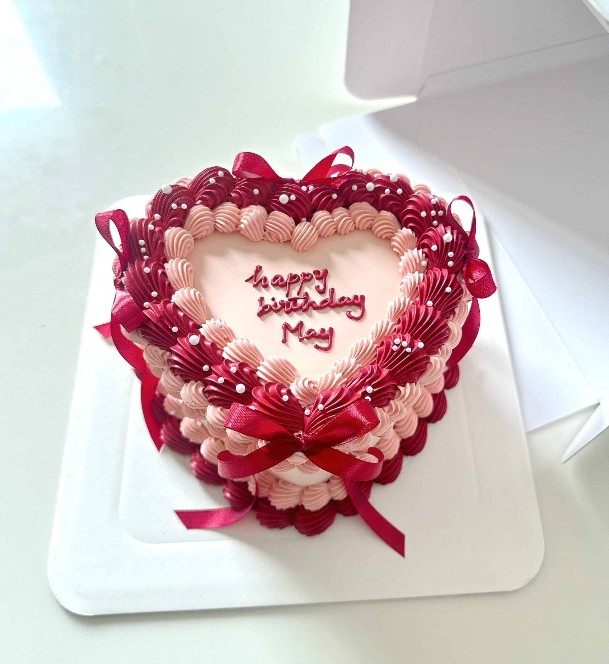 Red & Pink Vintage Cake Sydney