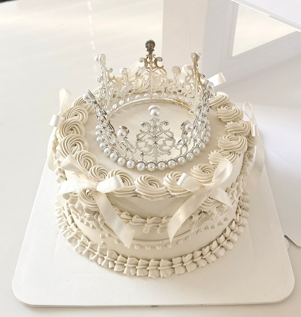 Crown Vintage Cake Sydney