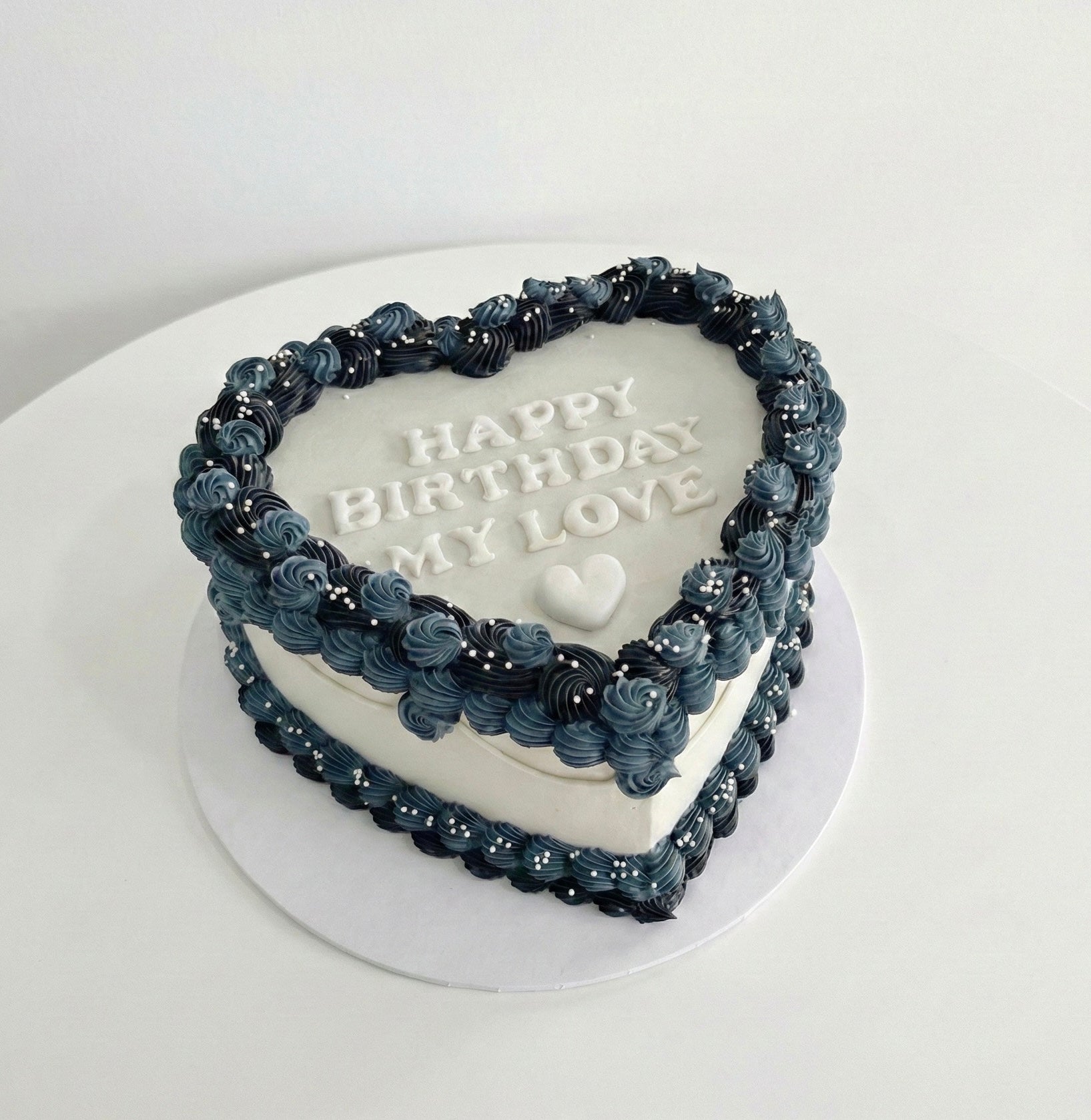 Rosette Vintage Heart Cake Sydney