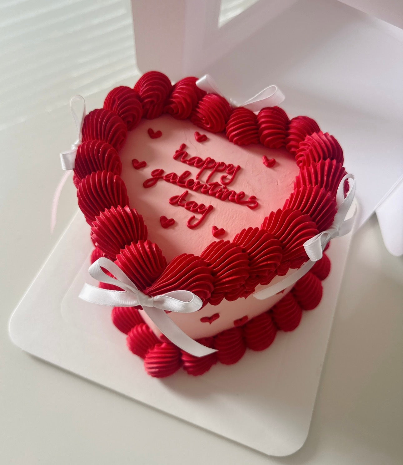 Vintage Valentine Cake