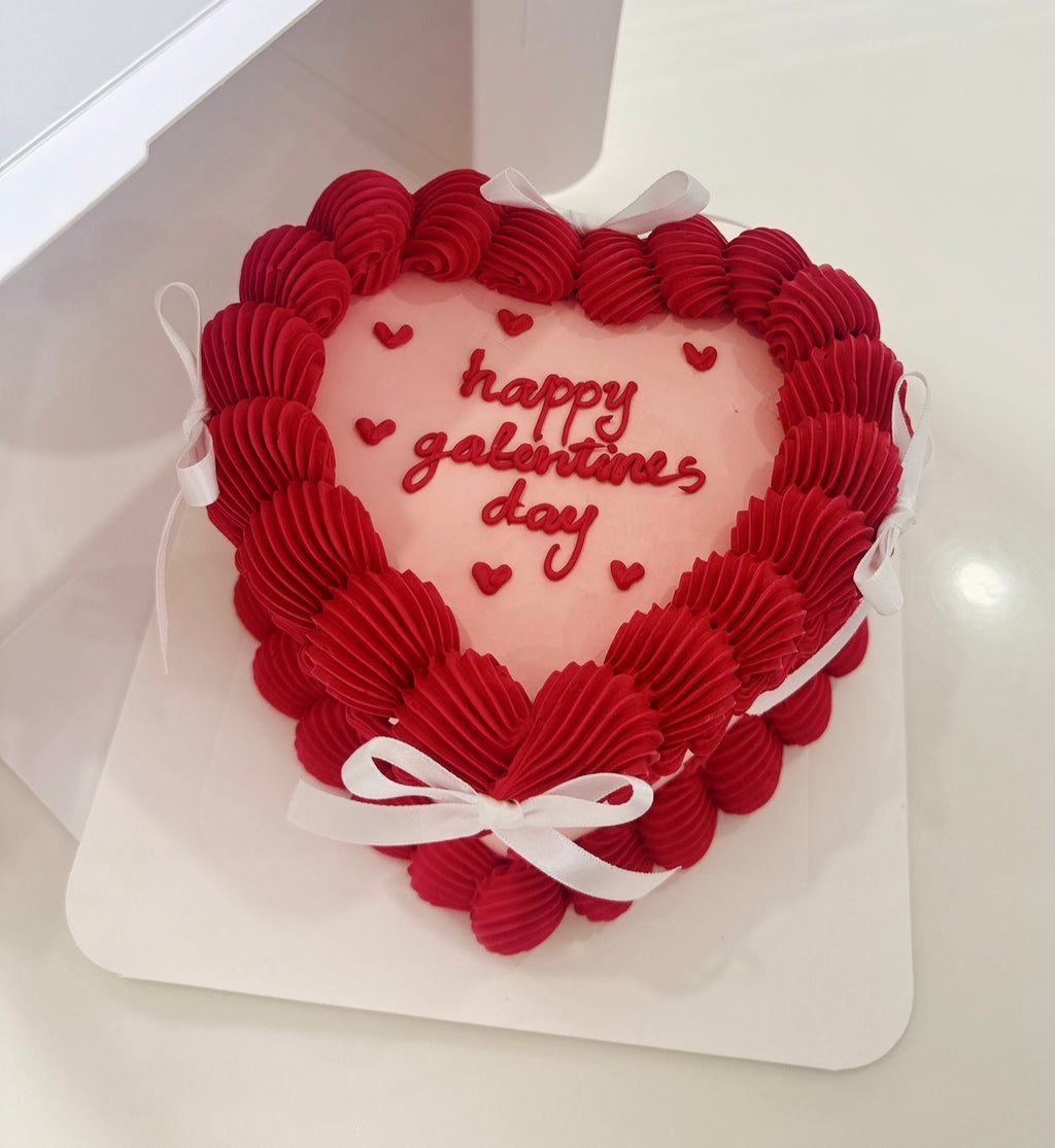 Vintage Valentine Cake