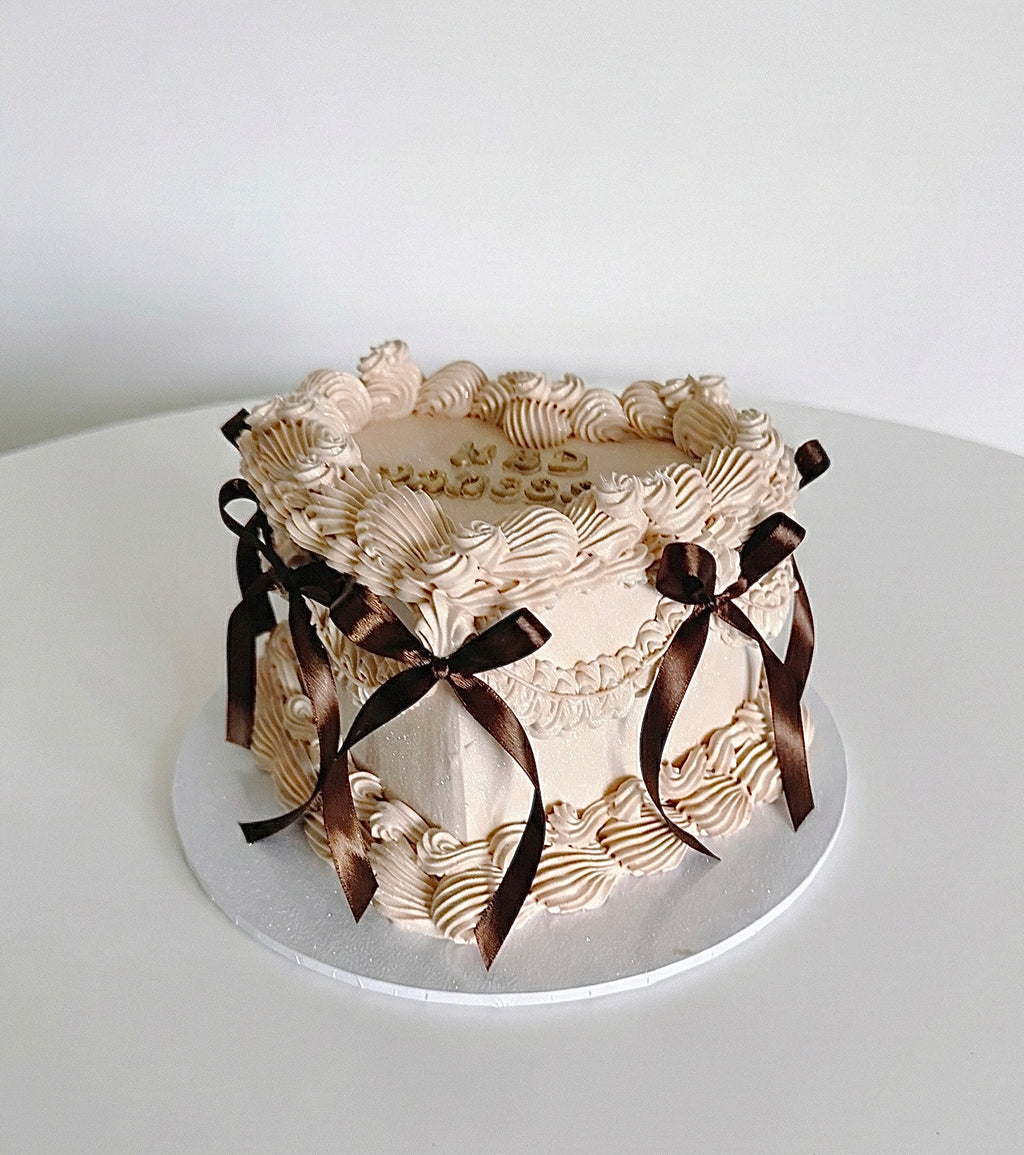 Pretty Brown Vintage Cake Sydney