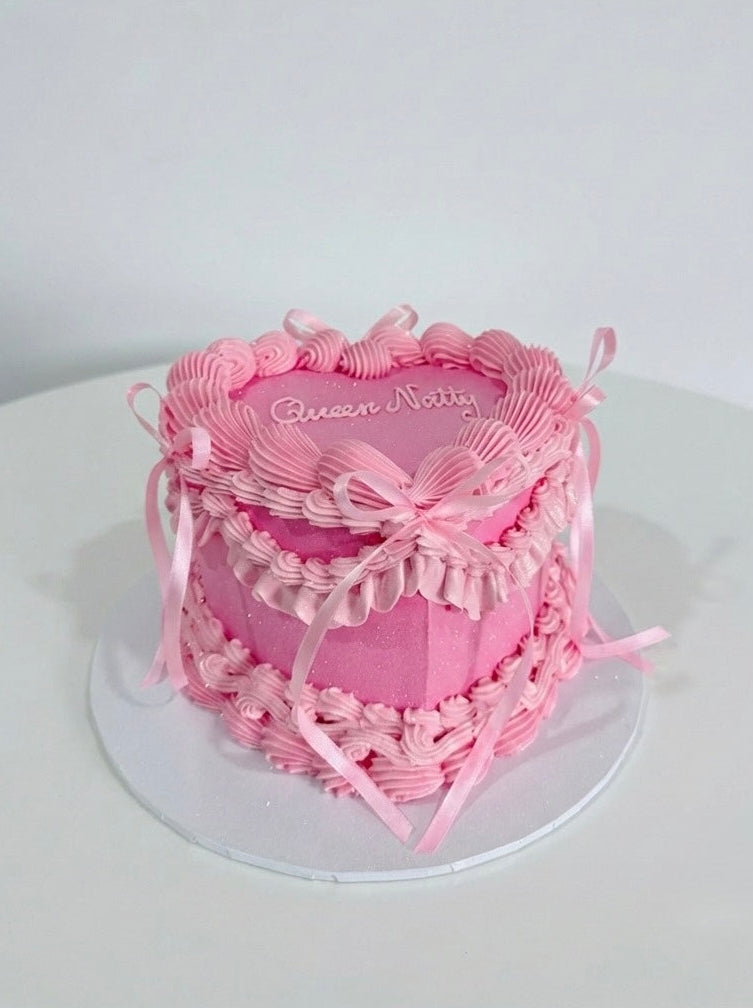 Classic Vintage Heart Cake Sydney / Pretty in Pink