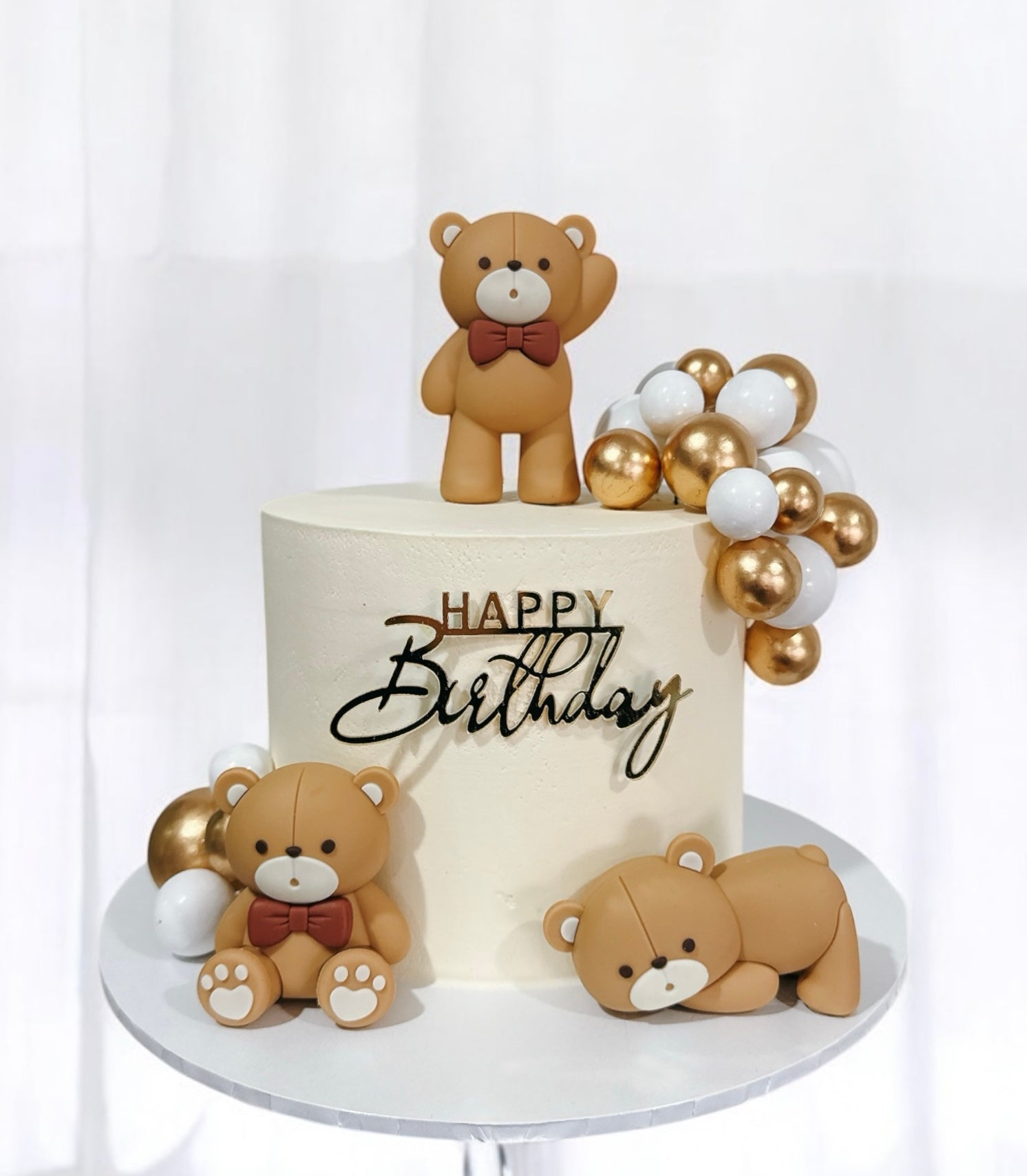 Can Bearly Wait ( Teddy Bears Cake )