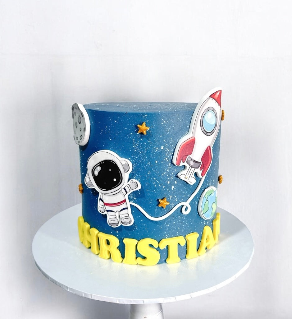 Astronaut Birthday Cake
