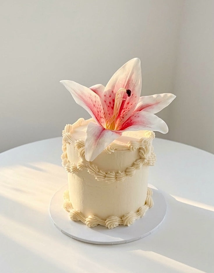 Vintage Lily Cake Sydney
