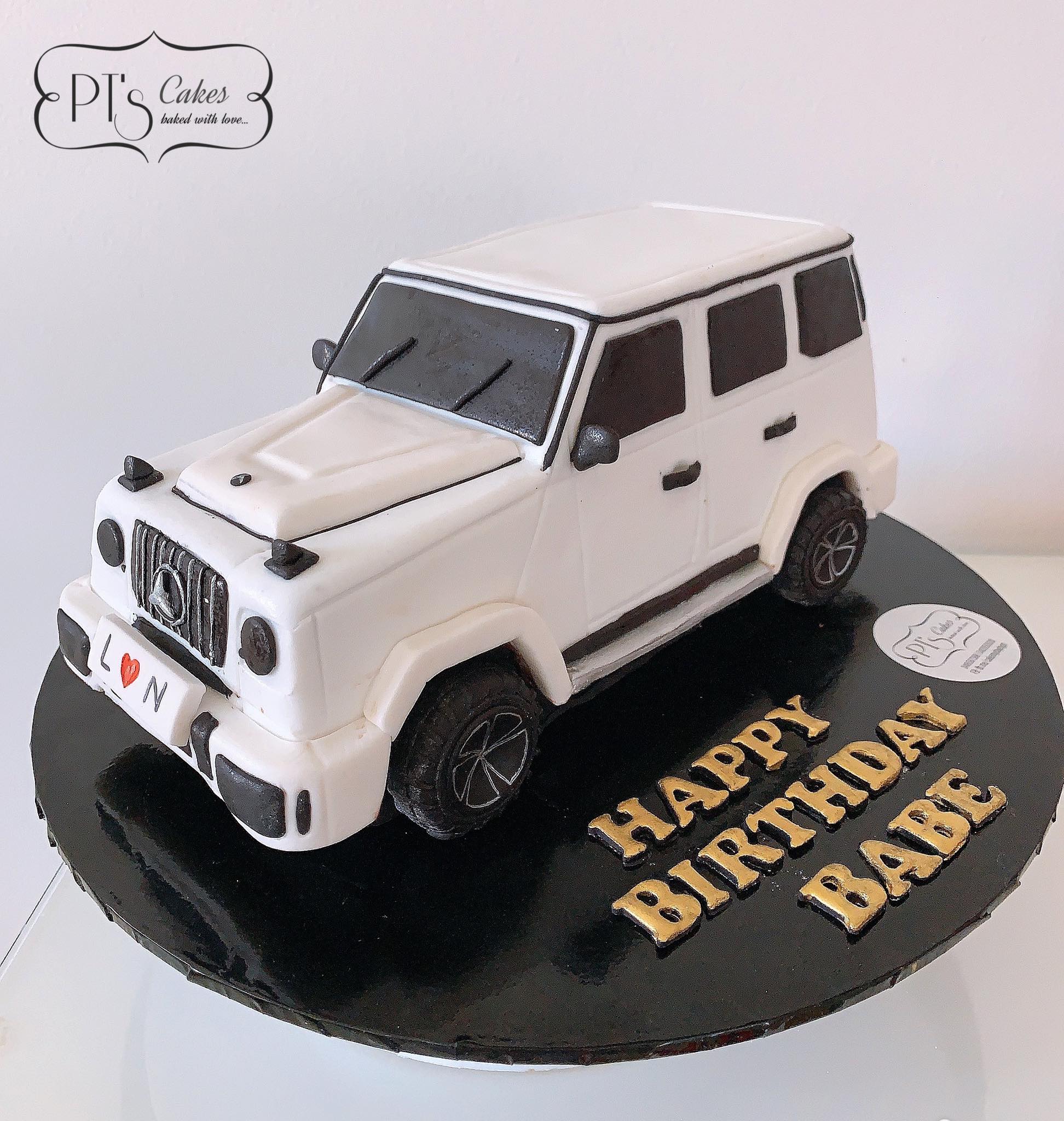 Wagon Shape Cake