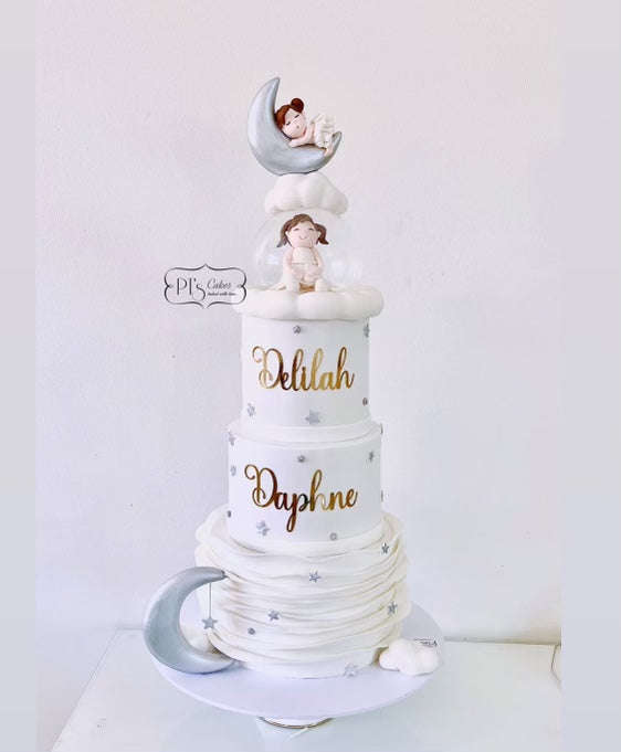 3 tiers girl on moon cake